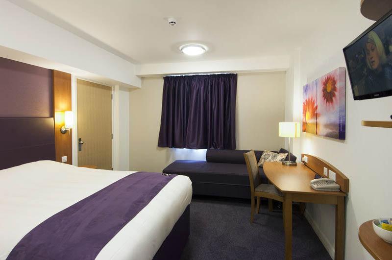 Premier Inn Abingdon Exterior photo
